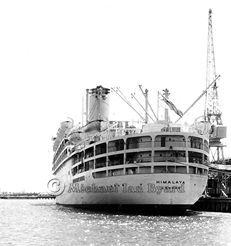 Stern view of Himalaya at Station Pier
